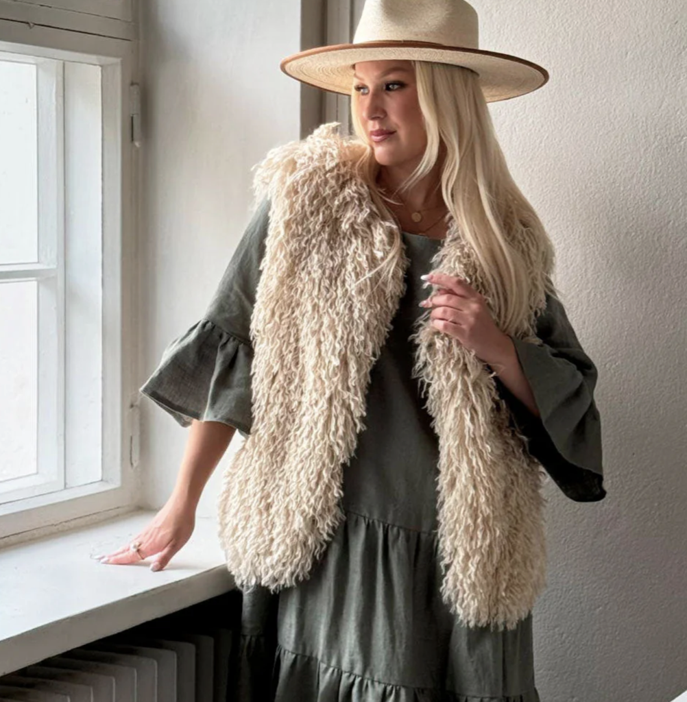BYPIAS - Gilet Furry (off white)