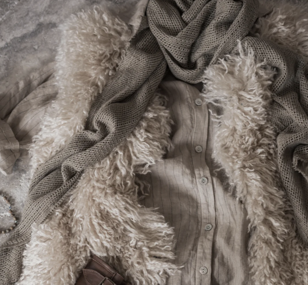 BYPIAS - Gilet Furry (off white)