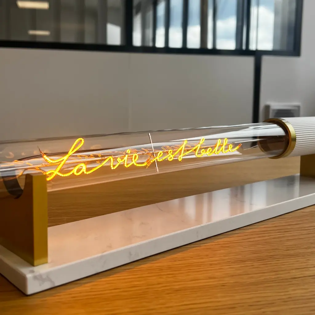 Ampoule Elio Tube - La Vie est belle 