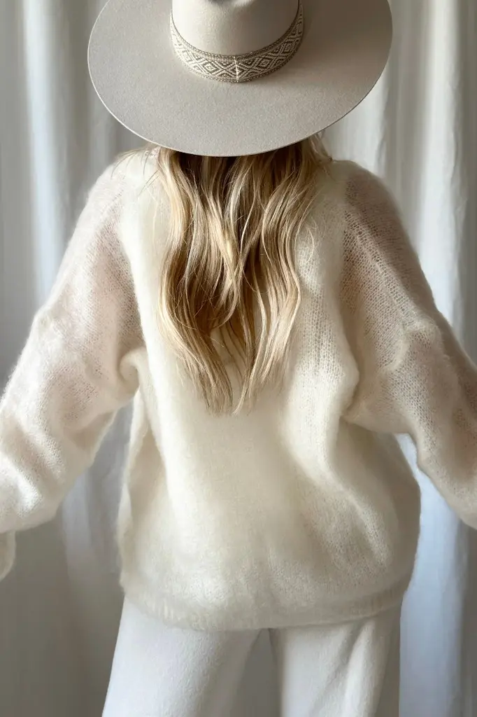 BYPIAS - Cardigan Coziness (off white)