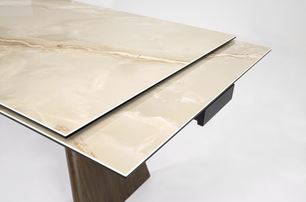 Table Ikkiam en Chêne Onyx (200/300 X 100cm)