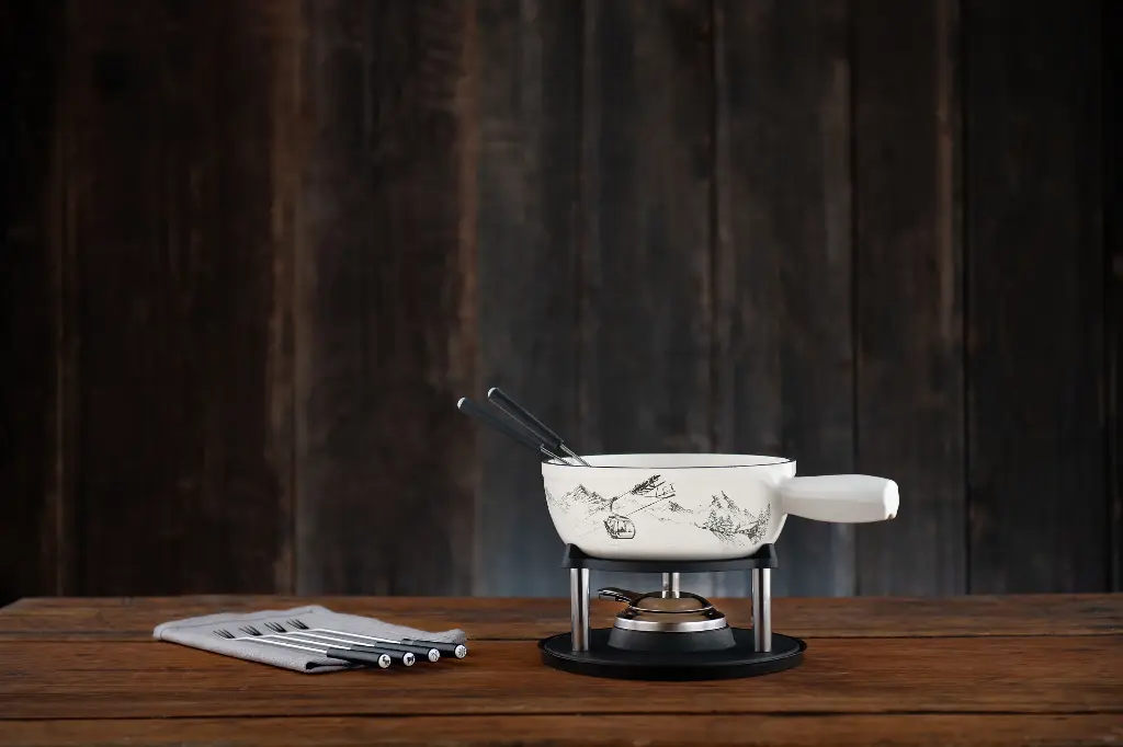 Service à Fondue en Fonte