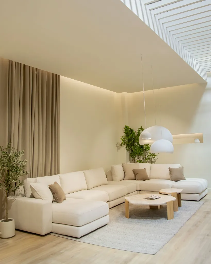 Montreal sofa-01.webp