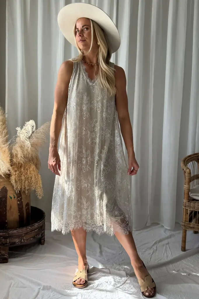 BYPIAS - Robe Lace Darling (sand S/M)